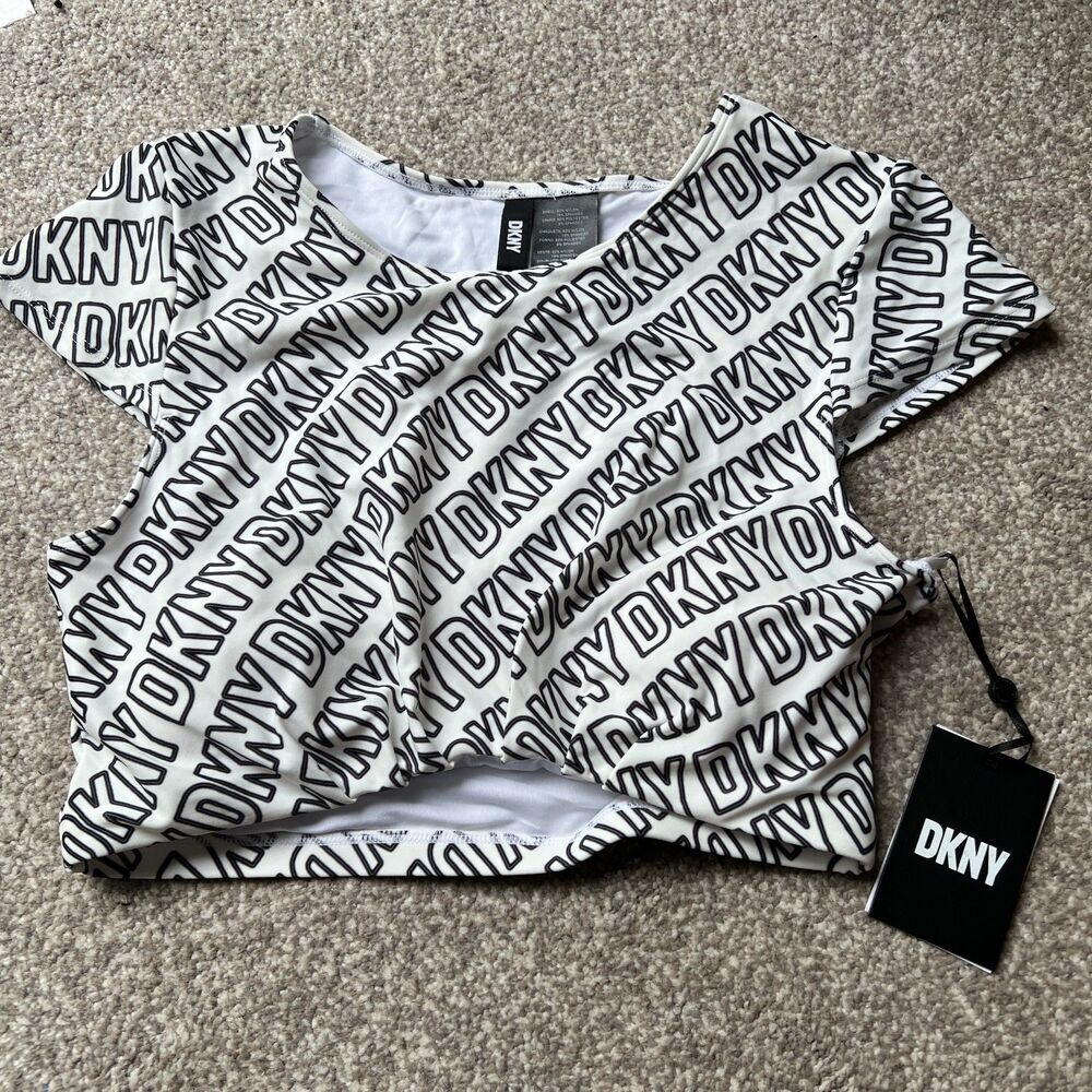 DKNY SWIM Logo Print sz‎ M Crop Cap Sleeve Surfer Full coverage TOP